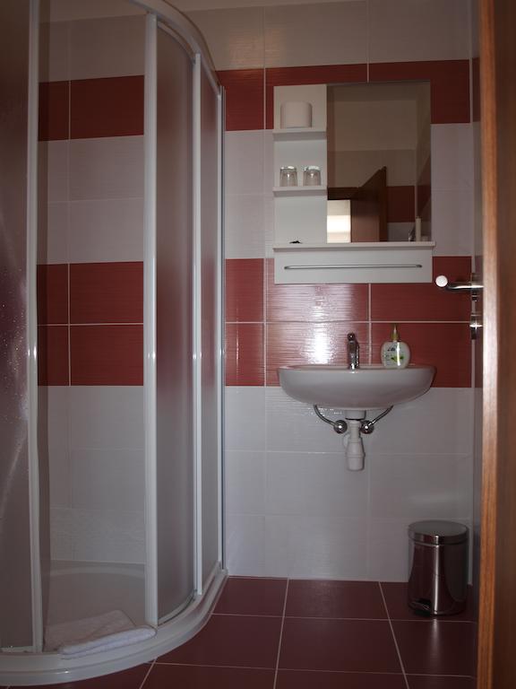 Penzion U Dvou Lip Drnholec Oda fotoğraf